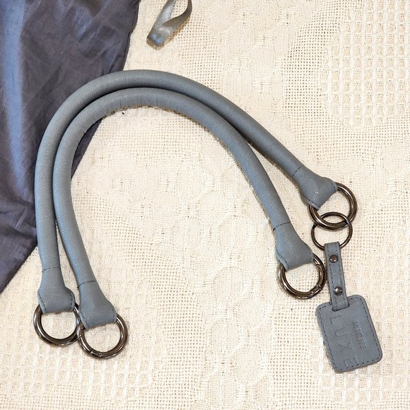 Miche LUCERNE Luxe Gray Double Rolled Handles Caribiner Hardware Keychain Bag - Picture 1 of 9
